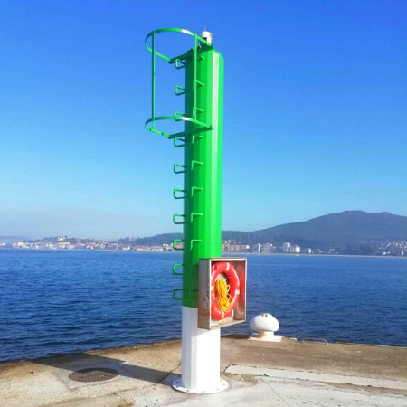 Postes de señalización marítima en Vilagarcía