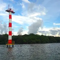 Three large onshore beacons in Panamá