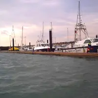 Replacement work of the floating walkway at the Recreation Center of the Port of Peniche