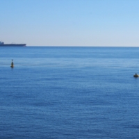 La Autoridad Portuaria de Tarragona instala boyas de amarre para el Parque Subacuático