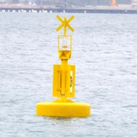 Almarin realiza a sinalização marítima do cais de reparos do Estaleiro de Cernaval