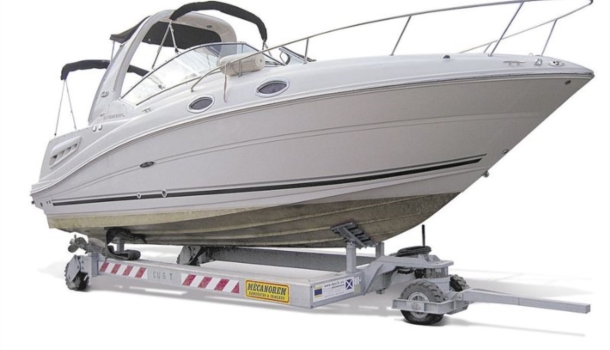 Almarin presents a range of hydraulic trailers at the Barcelona Boat Show